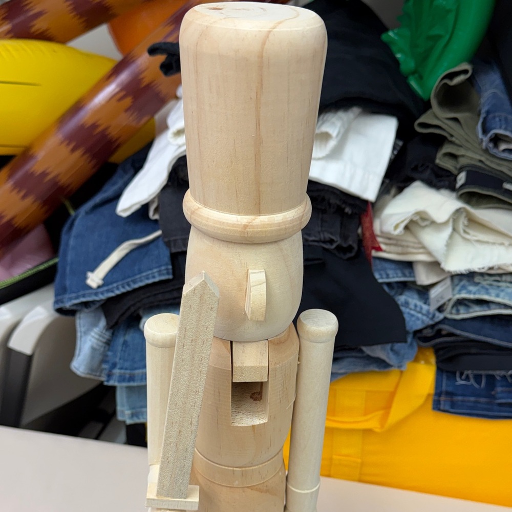Wooden Decorative Nutcracker Figurine - Natural Beige 24” tall diy pinewood new